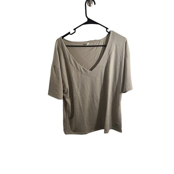 Women's vneck neutral color top size large - Picture 1 of 3